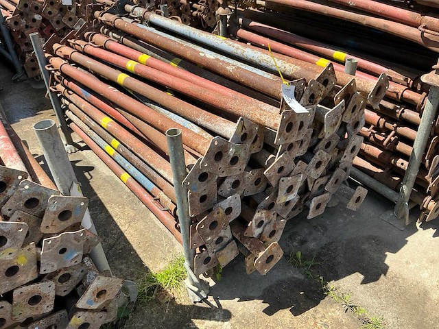 Schroefstempel (circa 58 stuks) - afbeelding 1 van  4