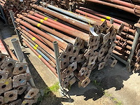 Schroefstempel (circa 58 stuks) - afbeelding 1 van  4