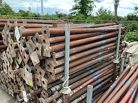 Schroefstempel (circa 61 stuks) - afbeelding 1 van  3