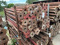 Schroefstempel (circa 65 stuks) - afbeelding 1 van  4