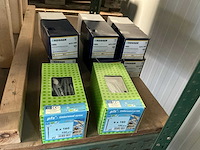 Schroeven (1550x) - afbeelding 2 van  3