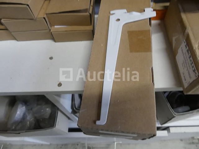 Schroeven en bevestigingsmiddelen - afbeelding 26 van  62