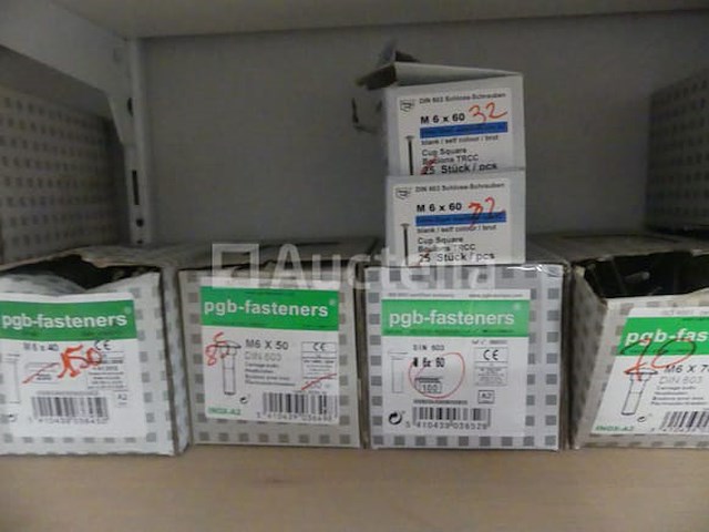 Schroeven en bevestigingsmiddelen - afbeelding 40 van  62