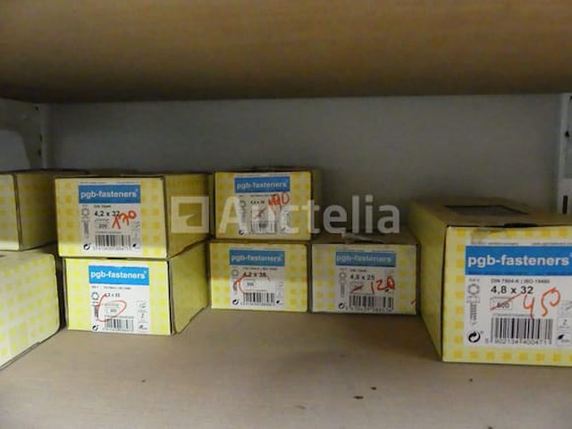 Schroeven en bevestigingsmiddelen - afbeelding 56 van  62