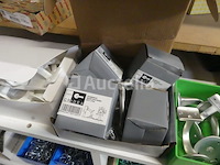 Schroeven en bevestigingsmiddelen - afbeelding 62 van  62