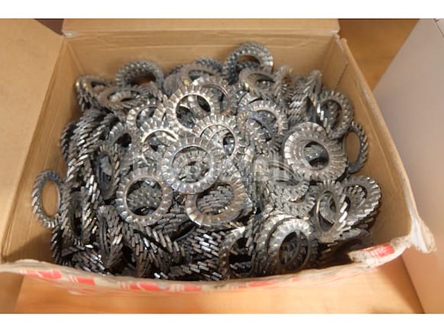 Schroeven (grote aantallen) - afbeelding 4 van  13