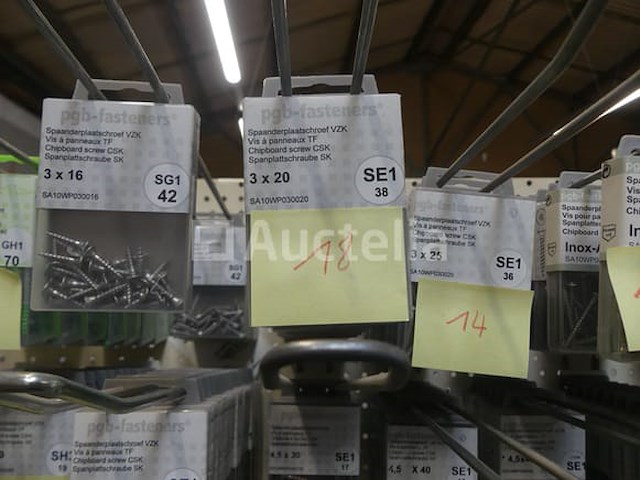 Schroeven (grote aantallen) - afbeelding 29 van  82