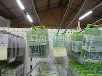 Schroeven (grote aantallen) - afbeelding 32 van  82