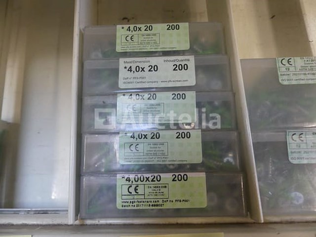 Schroeven (grote aantallen) - afbeelding 57 van  82