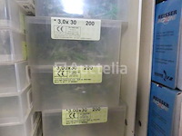 Schroeven (grote aantallen) - afbeelding 77 van  82