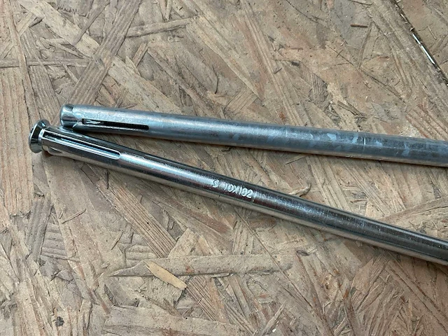 Schroeven pluggen balkdragers bescherming - afbeelding 11 van  12
