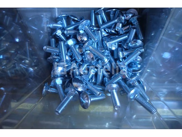 Schroeven - afbeelding 30 van  33