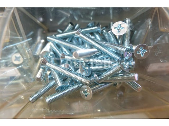 Schroeven - afbeelding 33 van  33