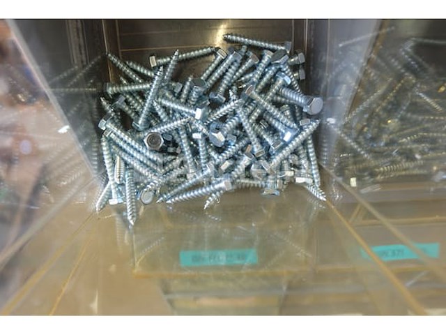 Schroeven - afbeelding 16 van  20