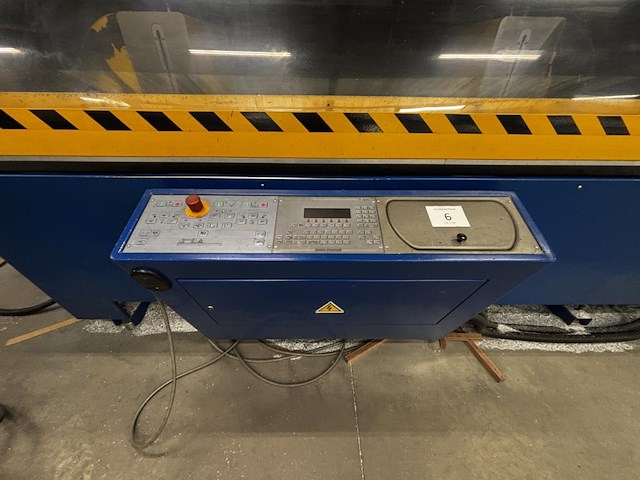 Schüco pdg e.cut geautomatiseerde tweekops alu verstekzaag - afbeelding 5 van  12