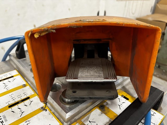 Schüco persmachine 280 570 - afbeelding 5 van  5