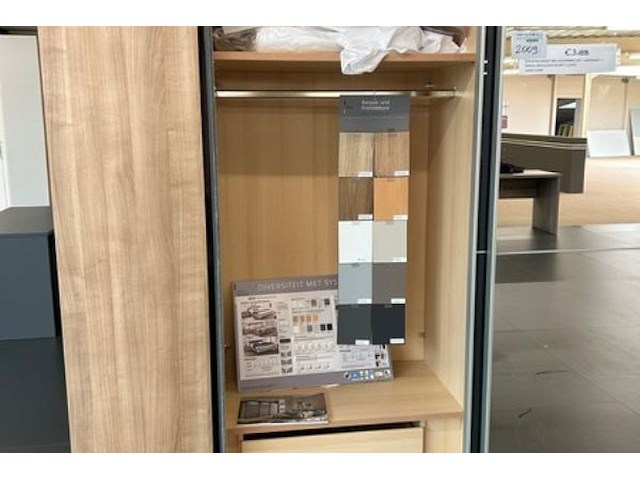 Schuifdeur kast - afbeelding 3 van  13