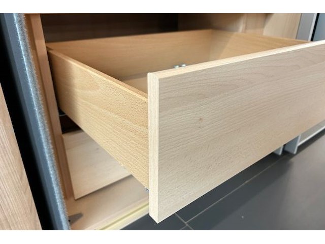 Schuifdeur kast - afbeelding 4 van  13