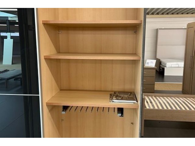 Schuifdeur kast - afbeelding 11 van  13