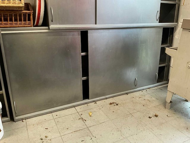 Schuifdeuren opbergkast (3x) - afbeelding 3 van  3