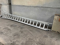 Schuifladder aluminium 3-delig - afbeelding 1 van  1