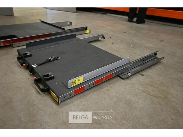 Schuiflade bestelwagen - afbeelding 1 van  5