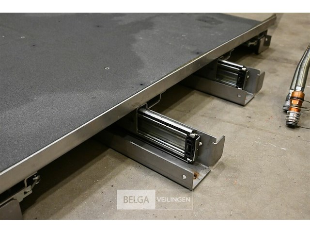 Schuiflade bestelwagen - afbeelding 4 van  5