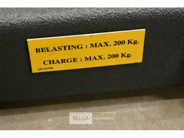 Schuiflade bestelwagen - afbeelding 5 van  5