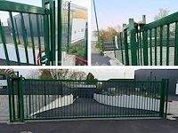 Schuifpoort van 3,5mx1m50 groen 6005.