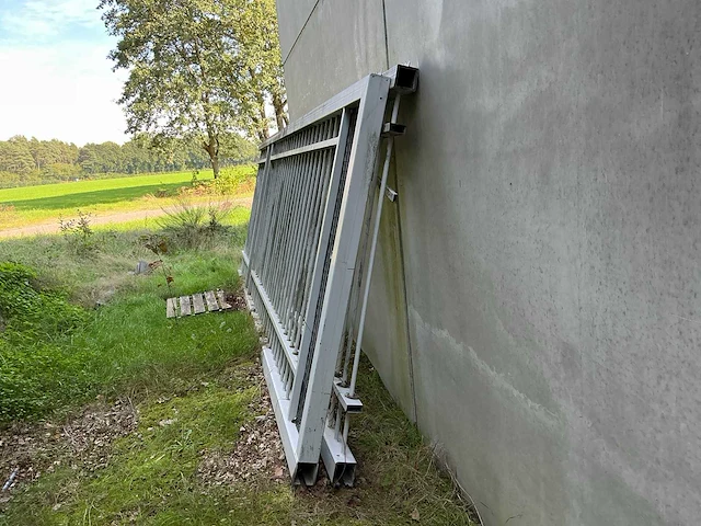 Schuifpoort - afbeelding 8 van  13
