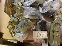 Schuifsloten en poort sluitingen - afbeelding 4 van  7