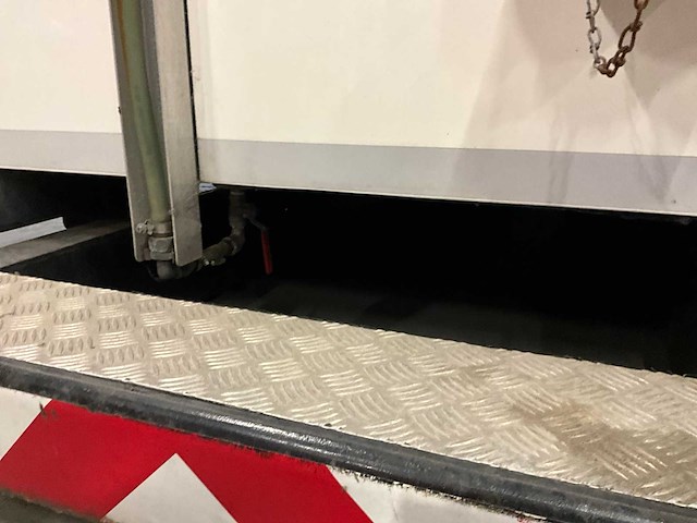 Schuiminjectiecontainer - afbeelding 16 van  26