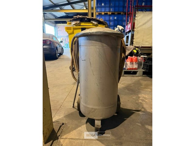 Schuimvat desinfectie - afbeelding 2 van  4