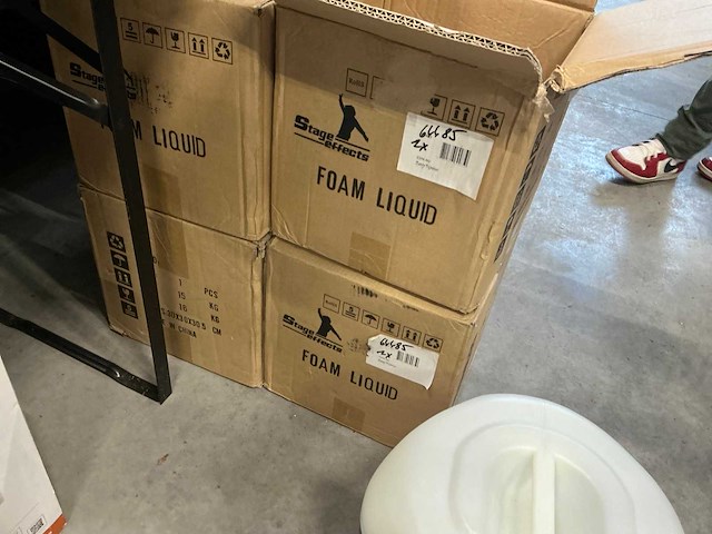 Schuimvloeistof (4x) - afbeelding 3 van  3