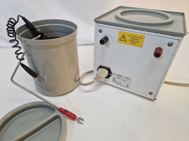 Schuler-dental - bain électrolytique - instruments de dentisterie - afbeelding 2 van  2