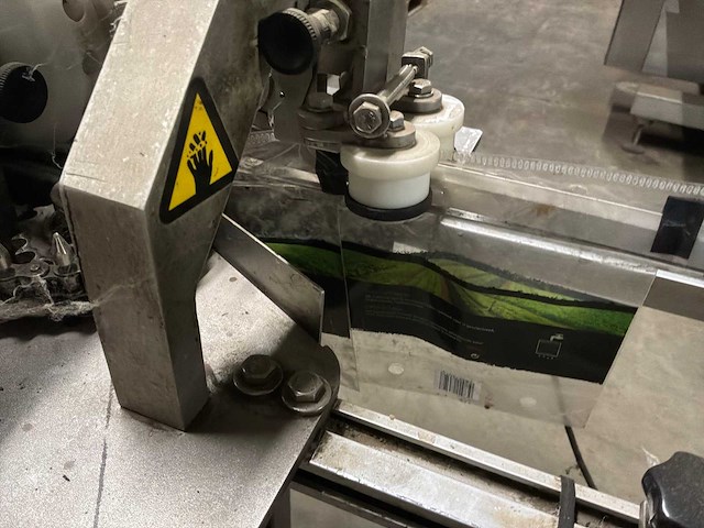 Schur star 2060-c verpakkingsmachine - afbeelding 14 van  16