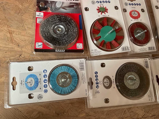 Schuur gereedschap - afbeelding 2 van  9