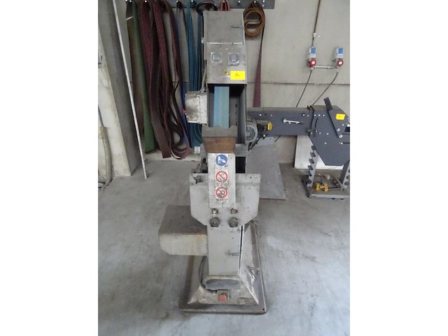 Schuurbandmachine - afbeelding 1 van  5