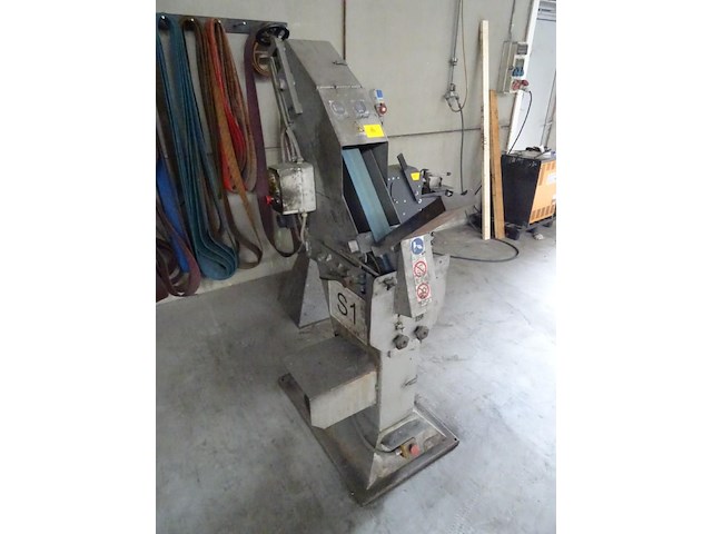 Schuurbandmachine - afbeelding 4 van  5