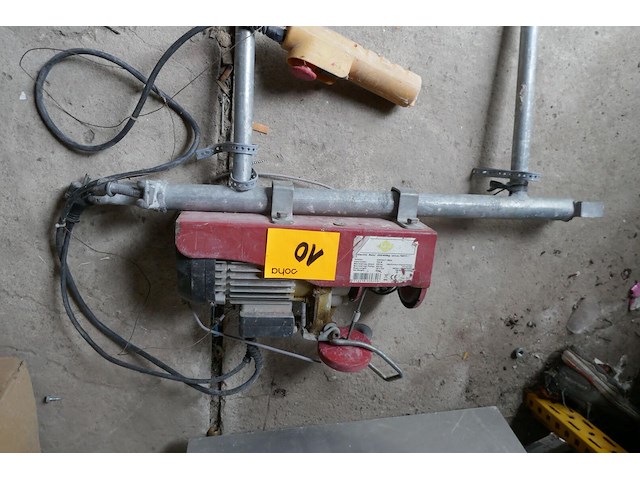 Schuurmachine + hydrofoorpomp + takel - afbeelding 5 van  6