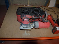 Schuurmachine milwaukee sps140 in tas, accu slijpschijf einhell met lader en accu te ag 18/115li (8,9) - afbeelding 2 van  8