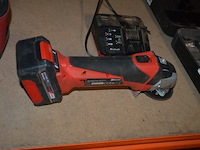 Schuurmachine milwaukee sps140 in tas, accu slijpschijf einhell met lader en accu te ag 18/115li (8,9) - afbeelding 7 van  8