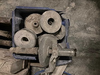 Schuurmachines 6 stuks en schuurstenen - afbeelding 5 van  13