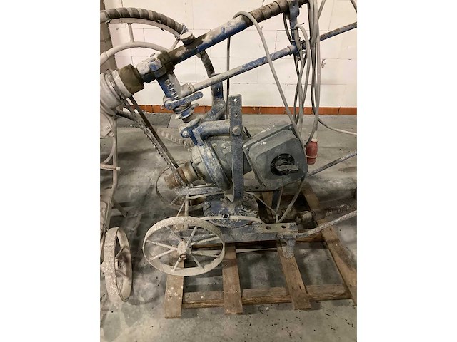 Schuurmachines 6 stuks en schuurstenen - afbeelding 10 van  13