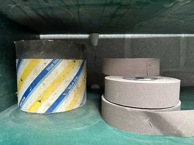 Schuurpapier - accessory haandtools - afbeelding 1 van  2