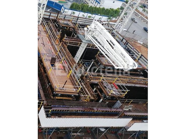 Schwing spb 35 concretatiearm - afbeelding 1 van  11