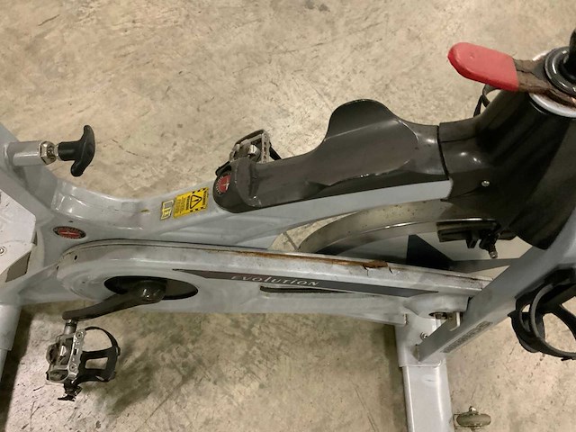Schwinn evolution indoorcycle spinningbike - afbeelding 3 van  5