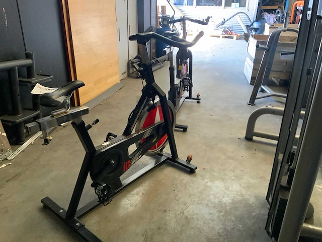 Schwinn ic elite indoorcycle spinningbike - afbeelding 2 van  6