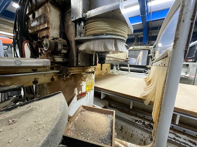 Scm record 130 universele cnc-bewerkingscentra - afbeelding 21 van  21
