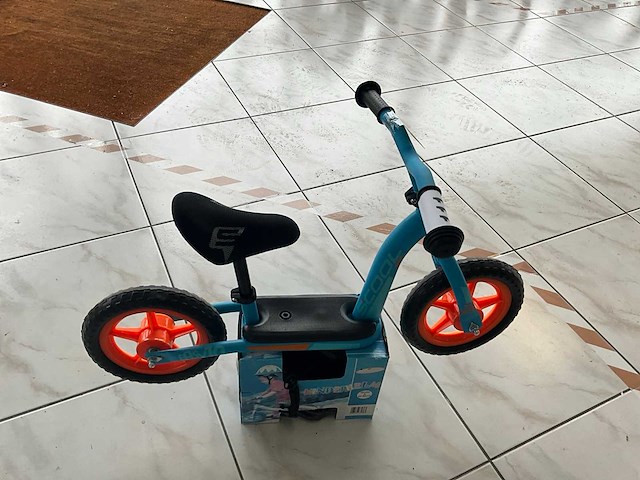 Scool fasv10 kinder loopfiets (2x) - afbeelding 2 van  3